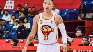 网页版登录入口-双枪！贺希宁半场13中6砍14分 史密斯半场9中5砍18分&amp;第二节15分