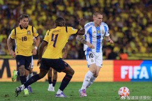 Xingkong Sports-阿根廷10号太重 18岁马斯坦托诺背不动 10次丢失球权获6.4低分