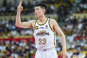 外线不错！王岚嵚4记三分拿下12分2板3助1断