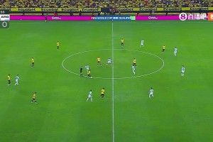 星空体育APP下载-10人vs10人！凯塞多两黄变一红，厄瓜多尔、阿根廷均10人应战！