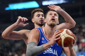 Xingkong Sports-欧锦赛正面击败偶像约基奇 申京告别“小约基奇”成为真正的自己